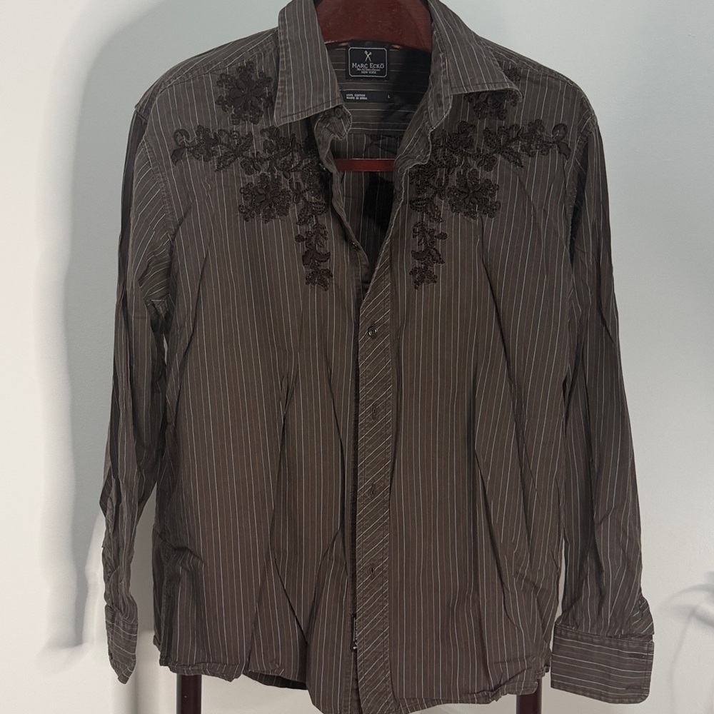 Marc Ecko Cut & Sew Embroidered Brown Button Up Shirt.  Sz